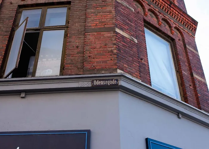 New Charming In Center Апартаменты